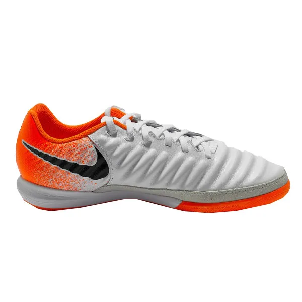 Nike Tenisice LUNAR LEGEND 7 PRO IC 