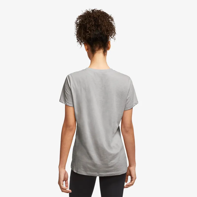 Nike DRY 