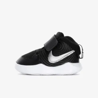 Nike TEAM HUSTLE D 9 (TD) 