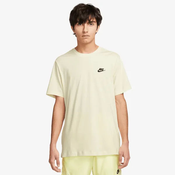 Nike Sportswear Club 