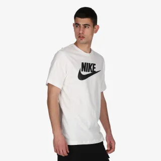 Nike Sportswear Club 