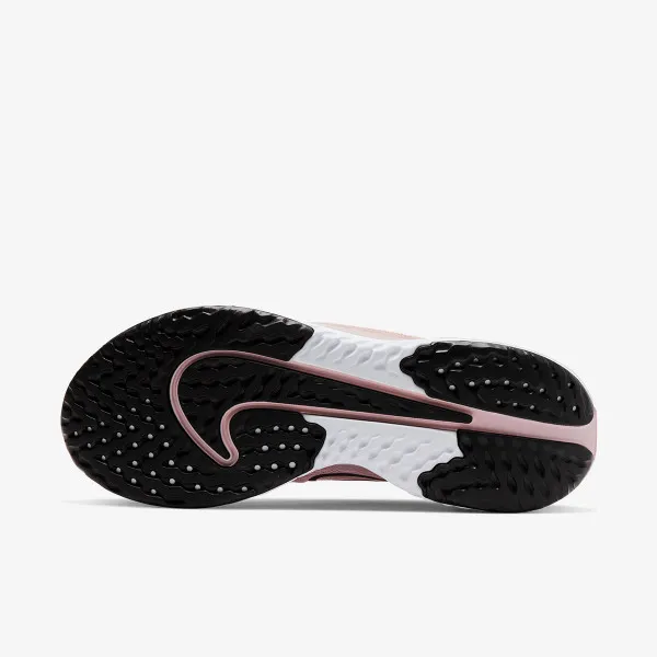 Nike WMNS LEGEND REACT 2 
