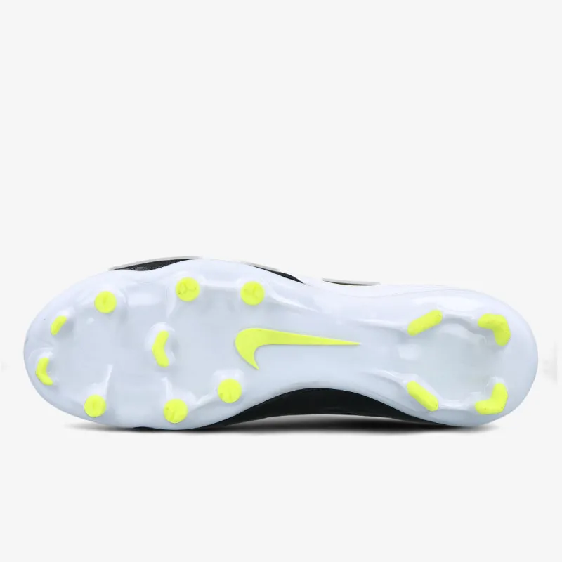 Nike LEGEND 8 ACADEMY FG/MG 