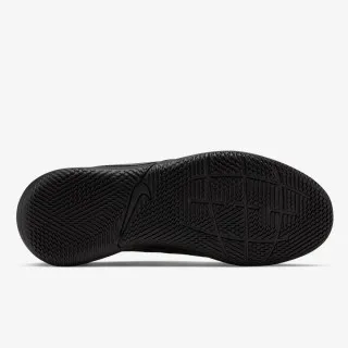 Nike JR LEGEND 8 CLUB IC 
