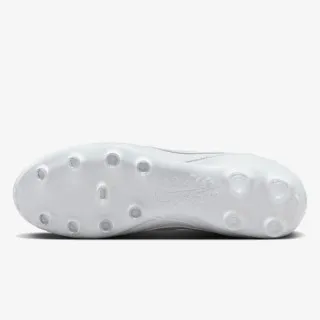 Nike Premier 3 