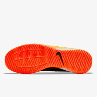Nike LEGEND 8 ACADEMY IC 