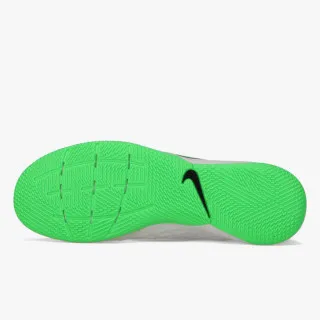 Nike LEGEND 8 ACADEMY IC 