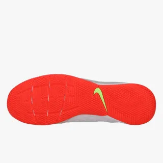 Nike Tiempo Legend 8 Academy Indoor/Court 