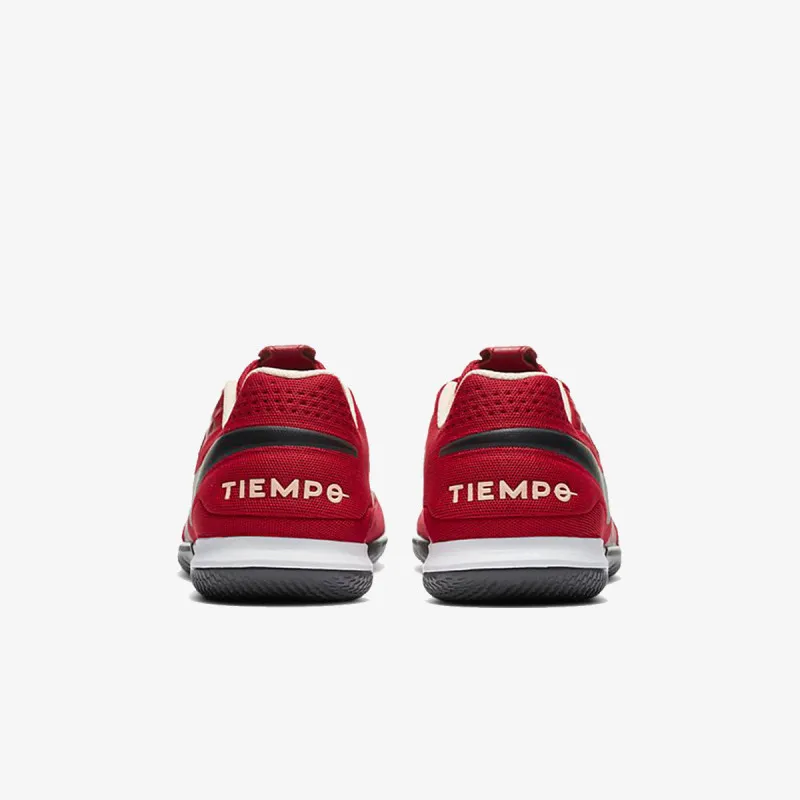 Nike LEGEND 8 ACADEMY IC 