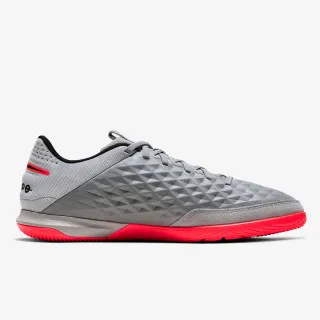 Nike LEGEND 8 ACADEMY IC 