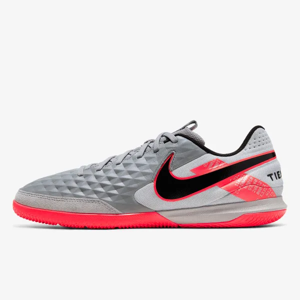 Nike Tenisice LEGEND 8 ACADEMY IC 