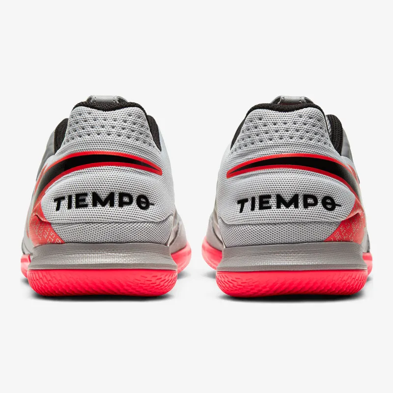 Nike LEGEND 8 ACADEMY IC 