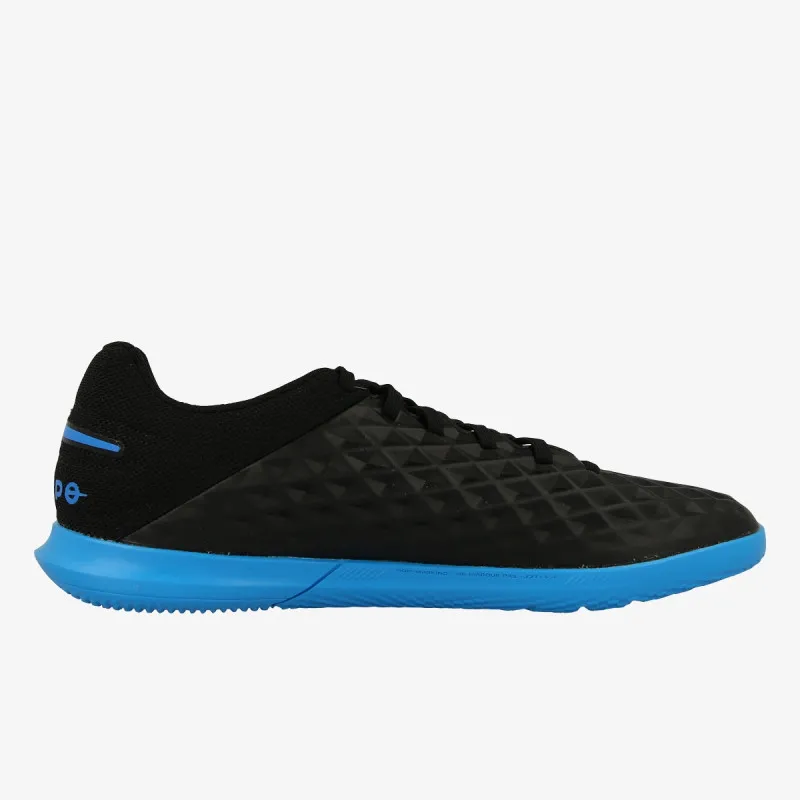 Nike LEGEND 8 CLUB IC 
