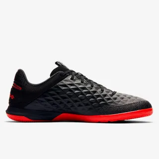 Nike REACT LEGEND 8 PRO IC 