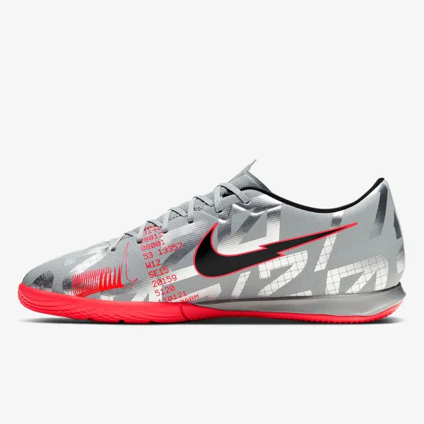 Nike Tenisice VAPOR 13 ACADEMY IC 