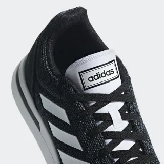 adidas RUN70S 