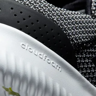 adidas CLOUDFOAM ULTIMATE 