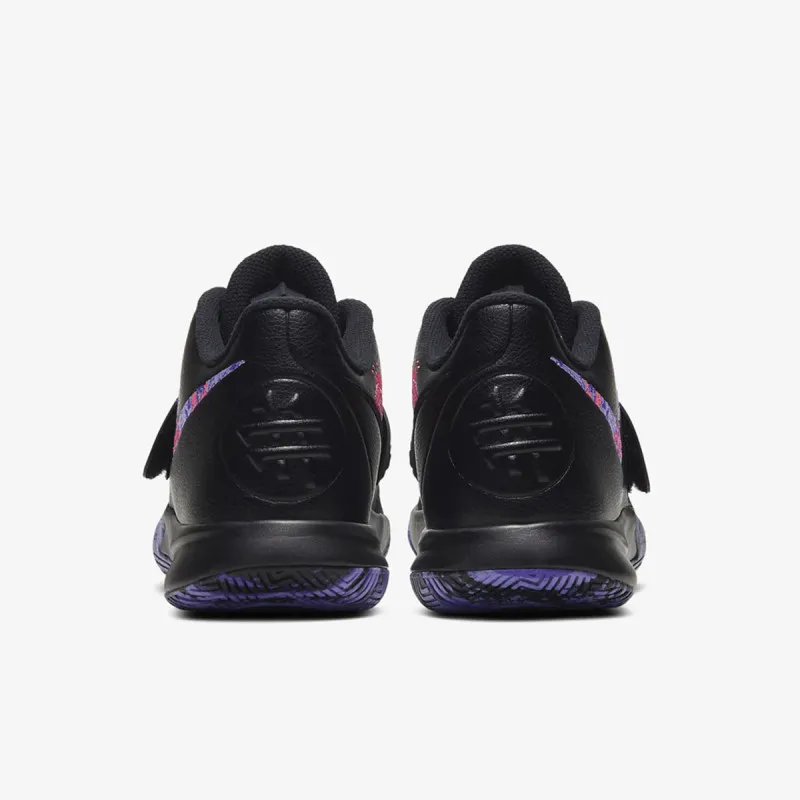 Nike KYRIE FLYTRAP III 