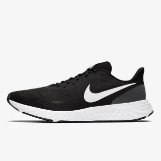 Nike REVOLUTION 5 