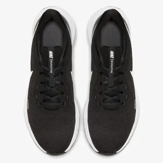 Nike REVOLUTION 5 