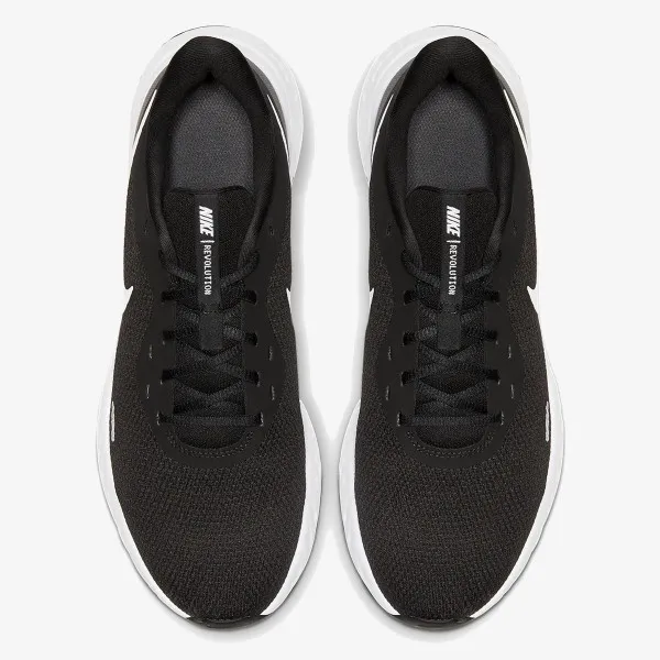 Nike REVOLUTION 5 