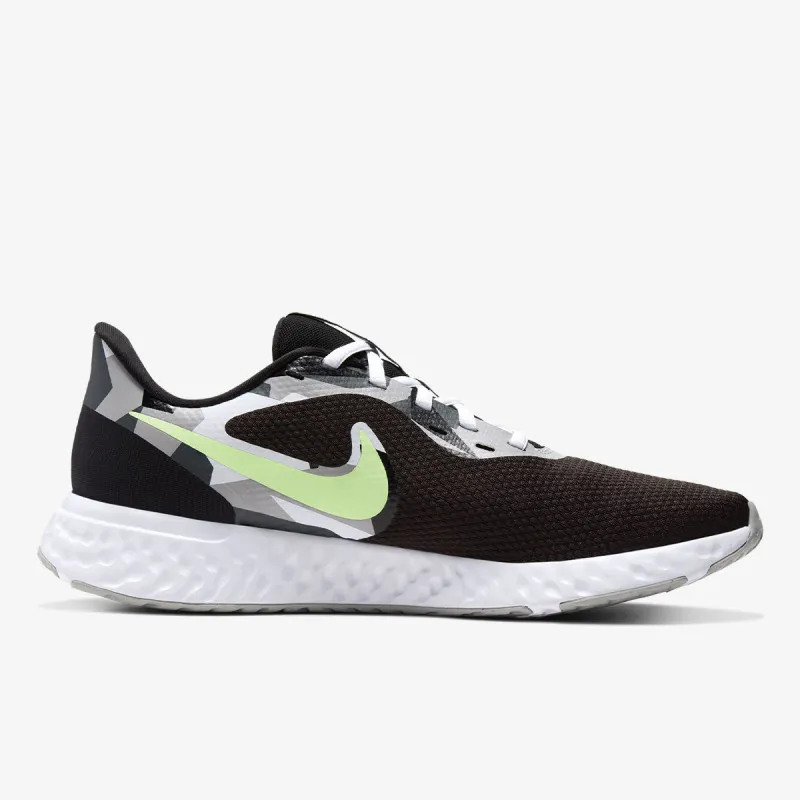 Nike REVOLUTION 5 