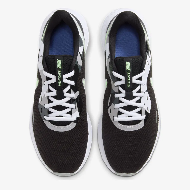 Nike REVOLUTION 5 