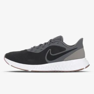Nike REVOLUTION 5 