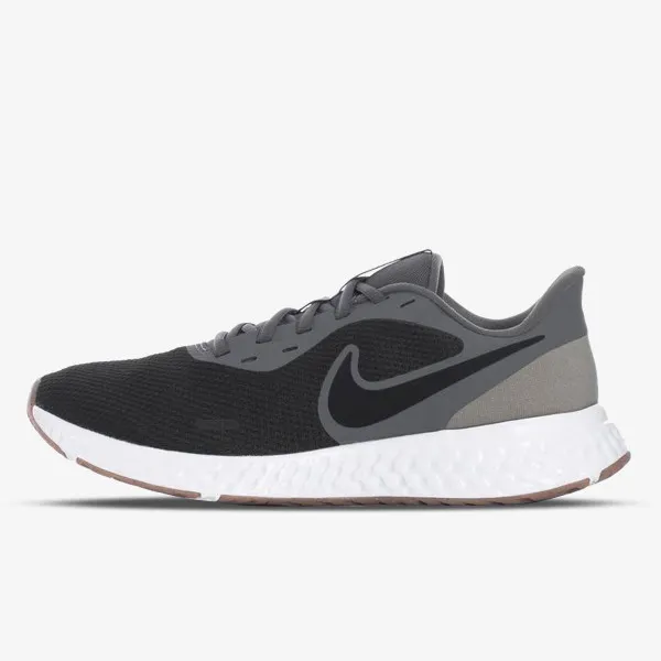 Nike REVOLUTION 5 