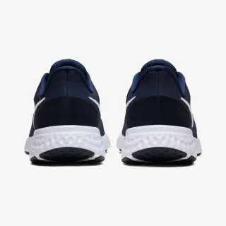 Nike REVOLUTION 5 