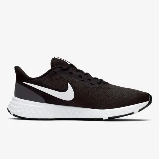 Nike REVOLUTION 5 
