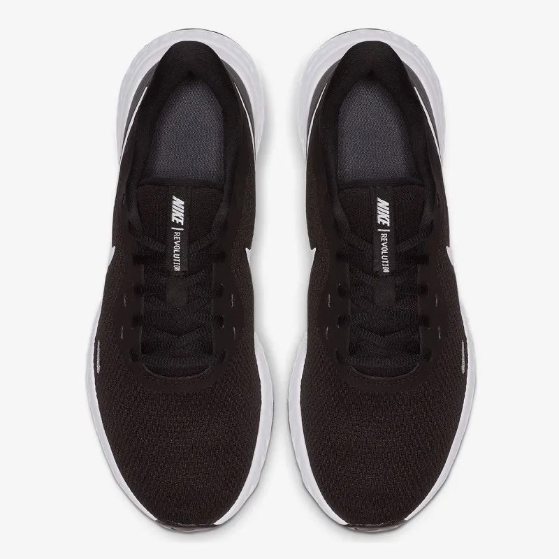 Nike REVOLUTION 5 