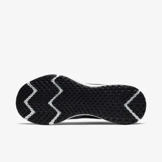 Nike WMNS REVOLUTION 5 