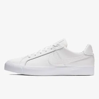 Nike COURT ROYALE AC 