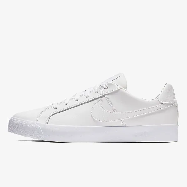 Nike Tenisice COURT ROYALE AC 