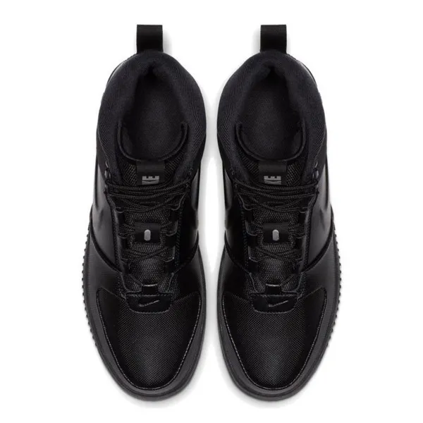 Nike Path Winter 