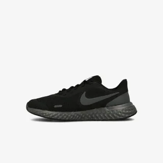 Nike REVOLUTION 5 