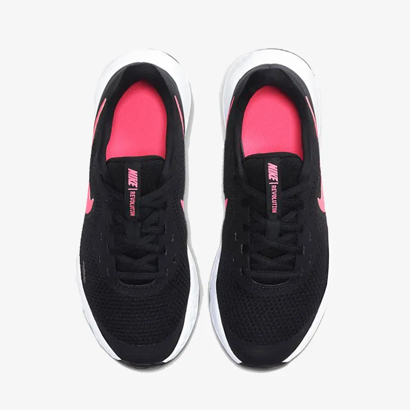 Nike REVOLUTION 5 