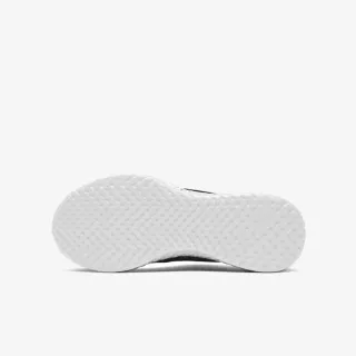 Nike REVOLUTION 5 