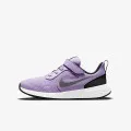 Nike Revolution 5 