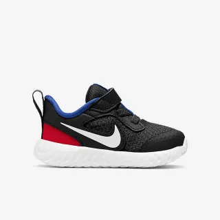 Nike REVOLUTION 5 