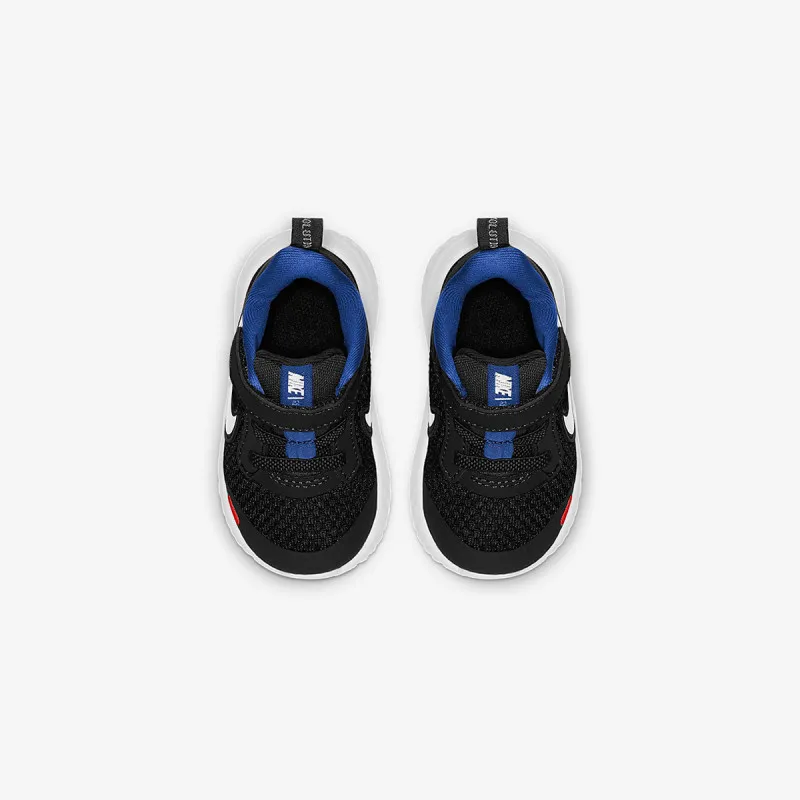 Nike REVOLUTION 5 