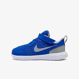 Nike REVOLUTION 5 