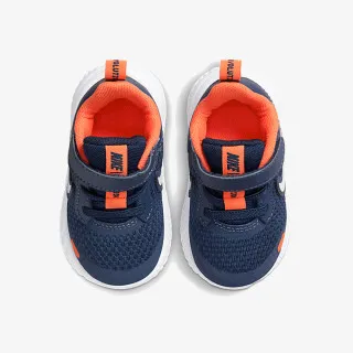 Nike Revolution 5 