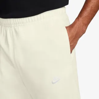 Nike Sportswear Club 