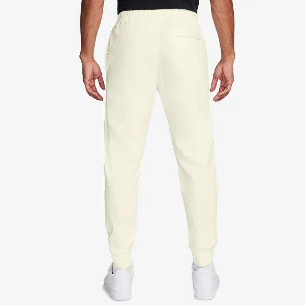 Nike Sportswear Club 