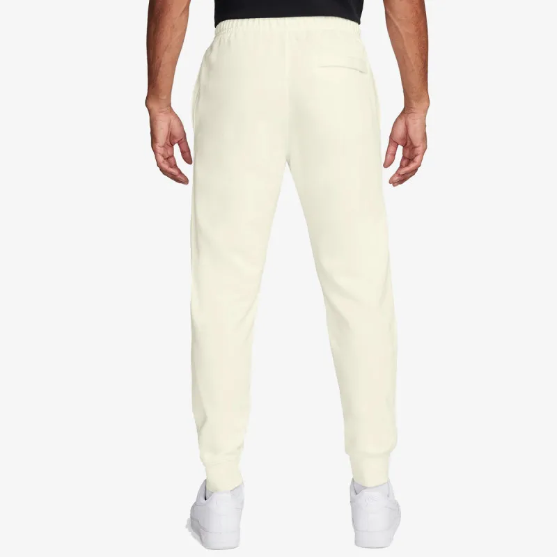 Nike Sportswear Club 