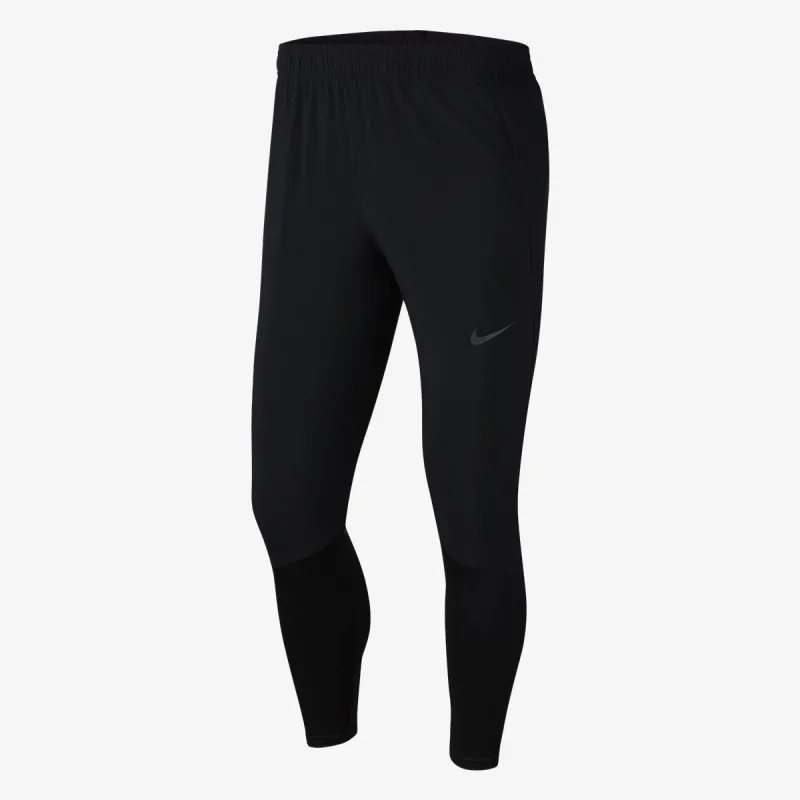 Nike M NK PHNM ESSN HYB 