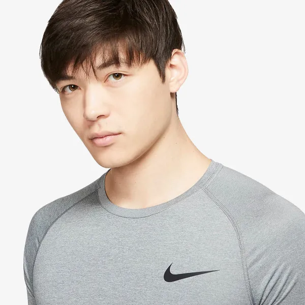 Nike T-shirt PRO 