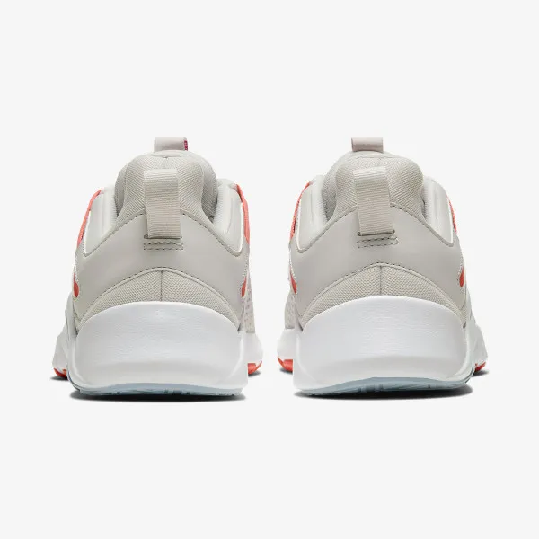Nike WMNS LEGEND ESSENTIAL 